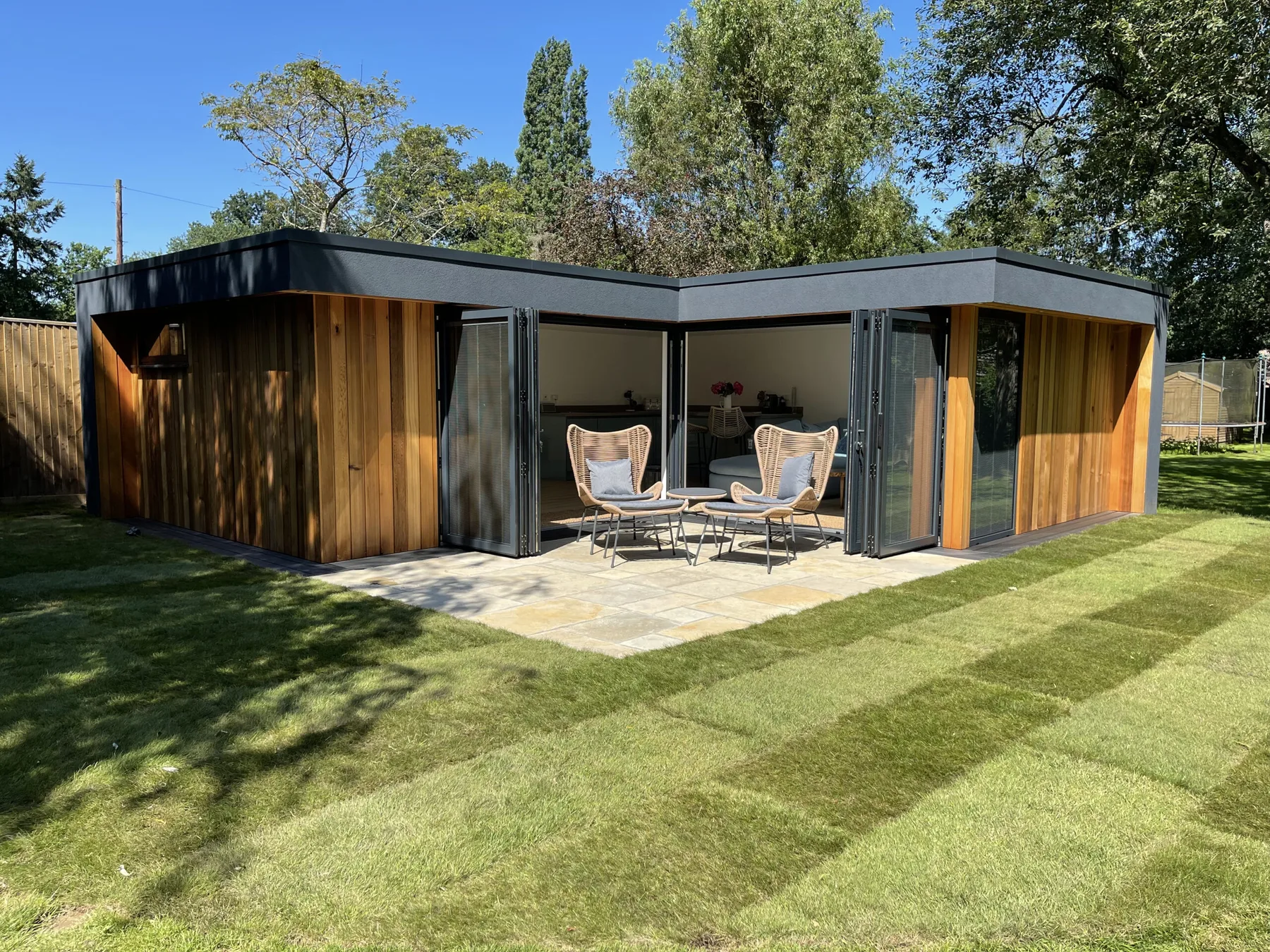 Contemporary garden room